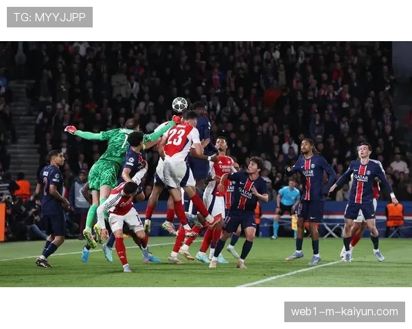 巴黎圣日耳曼控球率超六成展现传控体系与进攻层次感