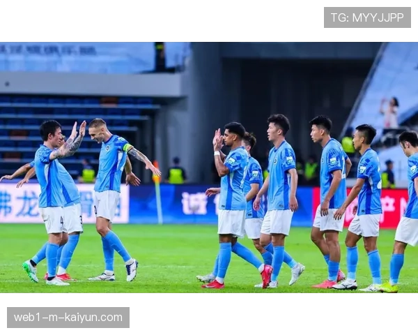 深圳新鹏城防守纪律性不足 红牌后崩盘暴露心理问题 深圳新鹏城防守纪律性不足 红牌后崩盘暴露心理问题